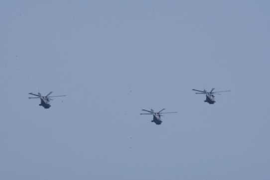 16 June 2023 - 12:03:24
Three Royal Navy Merlins passed across heading east. One of their number was ZH863.
------------------------
Three Royal Navy Merlins fly past Dartmouth